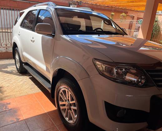 TOYOTA HILUX SW4 2.7 SR 4X2 16V FLEX 4P AUTOMÁTICO
